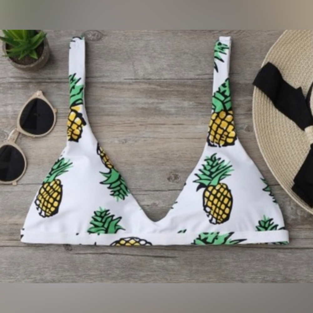 Zaful Pineapple Bikini Top White Yellow Green Black Size Large / 8